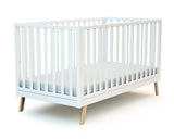 White wooden crib bed 70 x 140 cm