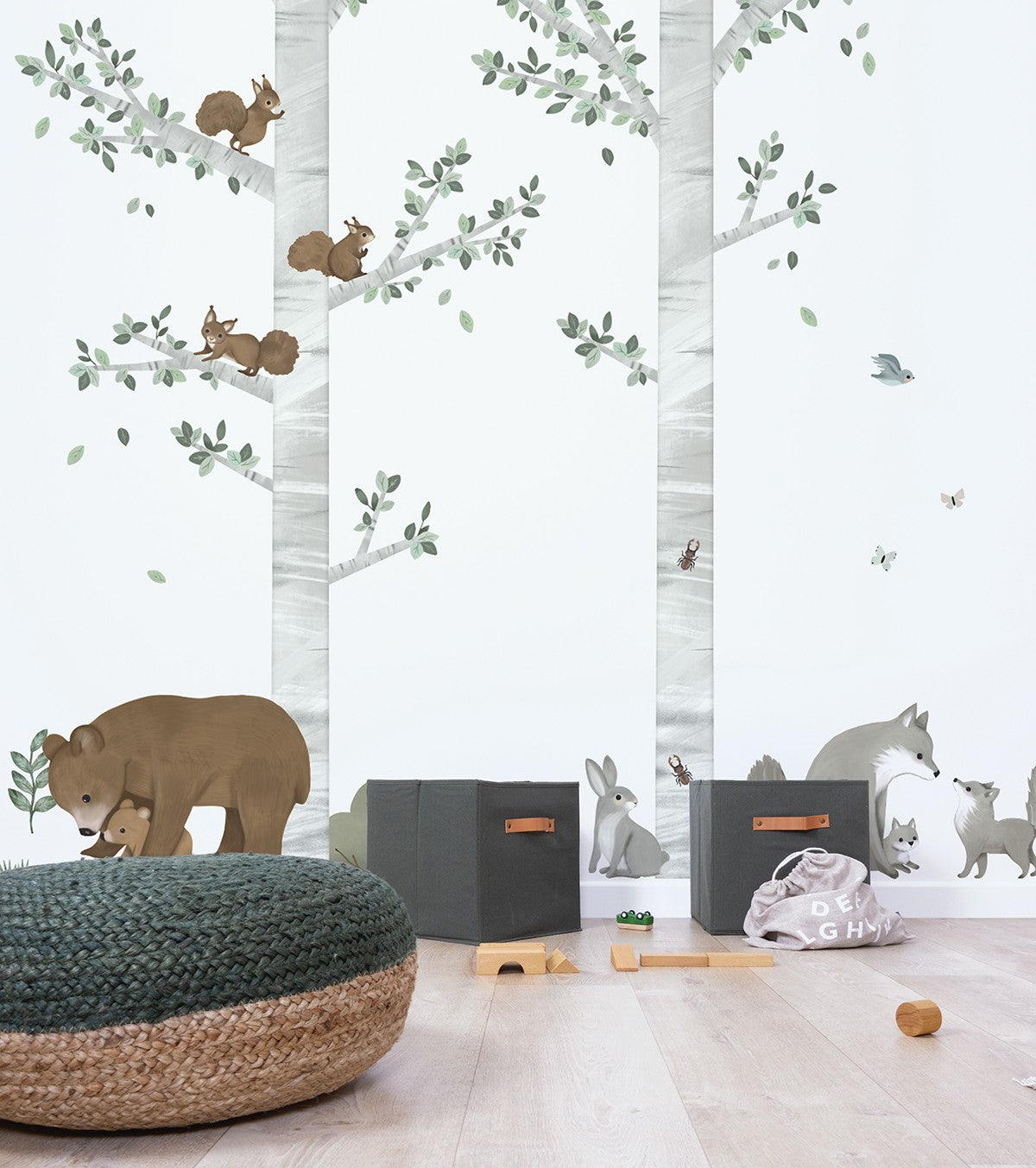 KHARU - Wall decals murals - Squirrels and branches